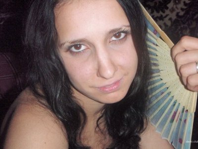 Интимные снимки темноволосой красотки - горячие фотографии в домашней обстановке