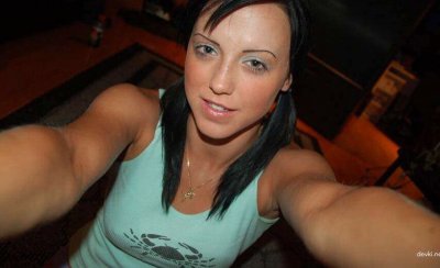 Сделала снимок своего обнаженного тела в одиночестве