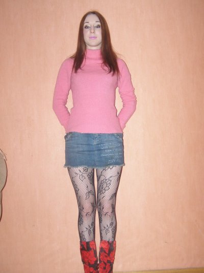 Обожаю позировать в чулках и колготках! Приходи на сайт 18+ и наслаждайся!