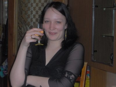 Сексуальная красотка без одежды на пляже: горячие фото