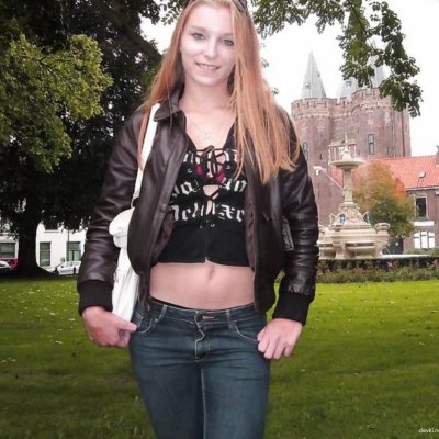 Снял на камеру интим с горячей красоткой