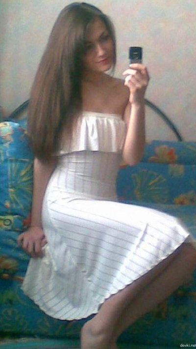 Интимные фотографии очаровательной молодой леди – горячие снимки для взрослых