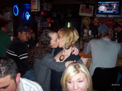 Чувак обожает трахать выпившую подружку