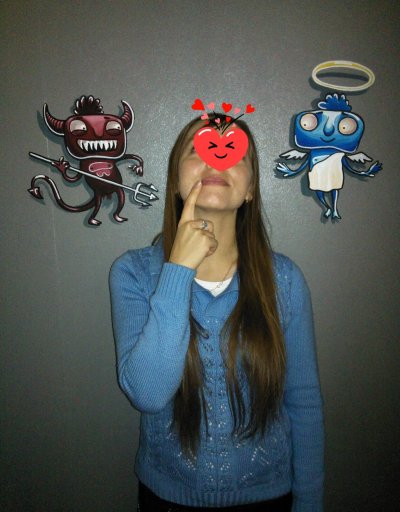 Моя девочка с откровенными снимками первого опыта