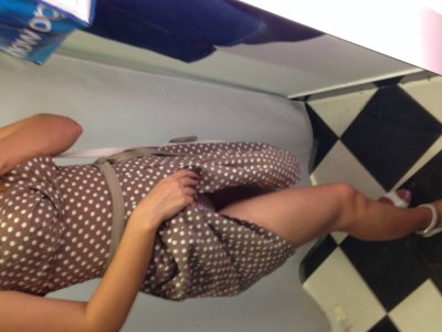 Фото с влажной киской от возбужденной партнерши: наслаждение и пыл