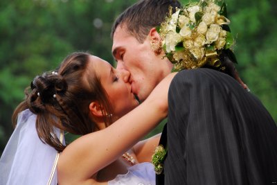 Раскрепощенная беременная демонстрирует свои прелести будущему отцу