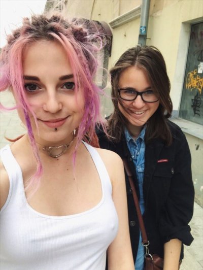 Соблазнительные фото развратной красотки с влажной киской