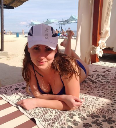 Домашняя интимная галерея супруги: обнаженная дама в халяве