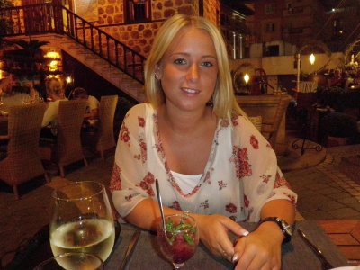 Молодежь трахается на каникулах!