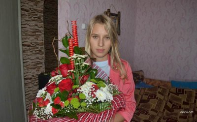 Первый раз на камеру: молодые любовники делают интимные снимки