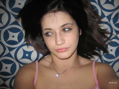 Первый раз девушка дрочит - увлекательное зрелище