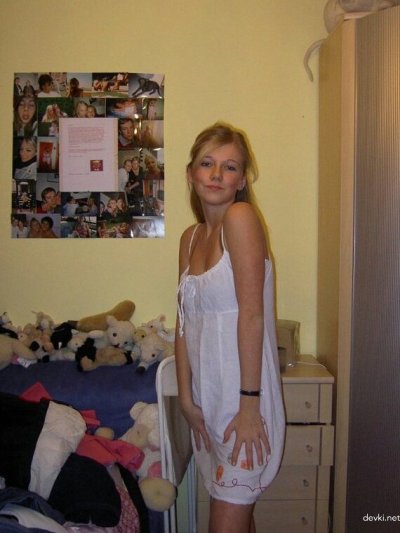 Опубликовал фото своей кузины.