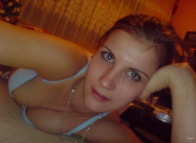 Снимки страстной красотки в домашней обстановке