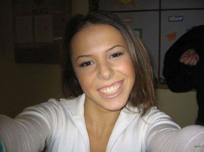 Очаровательная девушка дарит невероятные наслаждения оральным искусством