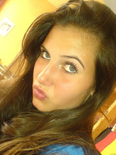 Фото с горячими дырочками и накачанными сосочками красотки