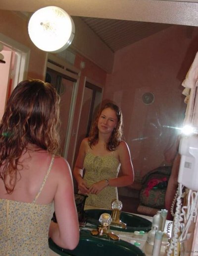 Домашнее видео супруги с романтического отпуска