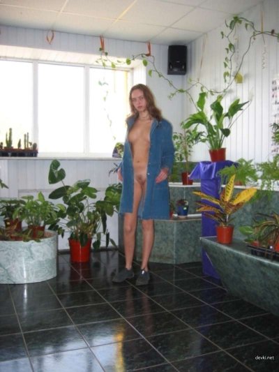 Пышногрудная красотка с ошеломляющими ягодицами