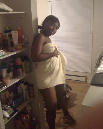 Фото частных моментов красивой афроамериканки