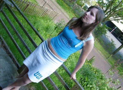 Девушка обожает, когда на нее спускаются!