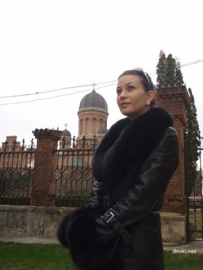 Тёлка сняла сиськи и попку для конкурса — горячее селфи