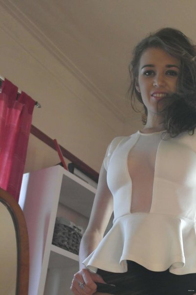 Интимные снимки привлекательной молодой леди