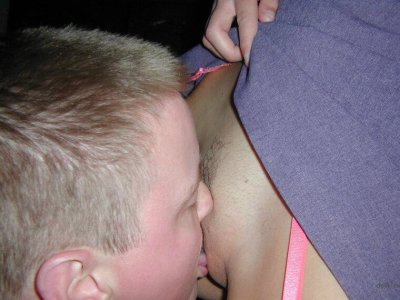 Секси бэйби в колготках удовлетворяет парня