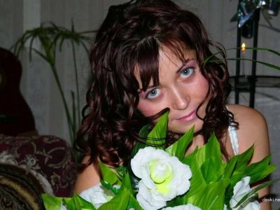 Сексуальные фотографии обнаженной жены в пленительном свете