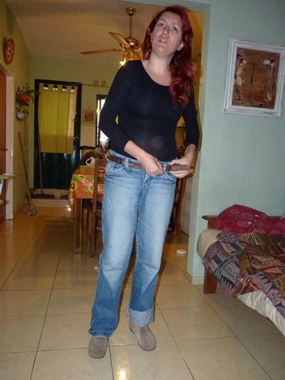 Горячая красотка с огненными волосами окончание на миловидное лицо