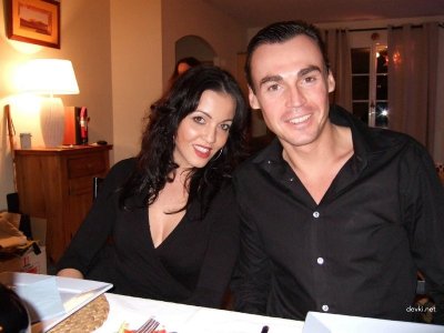 Парень долбит прекрасную шатенку