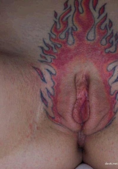 Сексуальные фото с татуировками на интимных местах