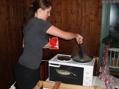 Пара экспериментирует с попкой