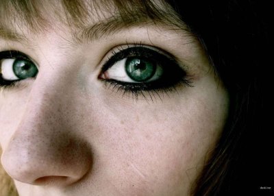 Выложила фотки своей киски на всеобщее обозрение