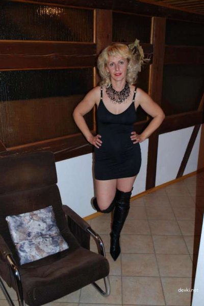 Фото сексуальной мамочки: горячие снимки опытной красотки