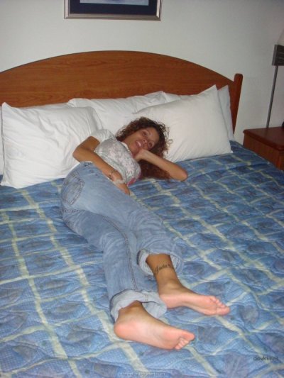 Локончик обожает делать минет