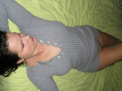 Опытная леди демонстрирует свои частные снимки