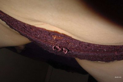 Красивая девушка делает интимные снимки для тебя