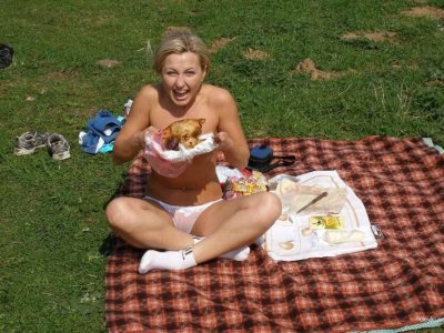 Фото привлекательной дамы в отпуске: нюансы жизни