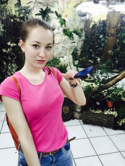 Фото соблазнительной красотки с обнаженной задницей - ураган страсти!