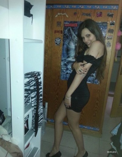 Интимные снимки молоденькой красотки с мобильника