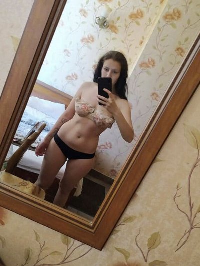 Личное видео откровенной девушки: порно домашнего производства