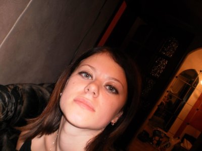 Сладкая малышка обожает сосать х*й своему парню