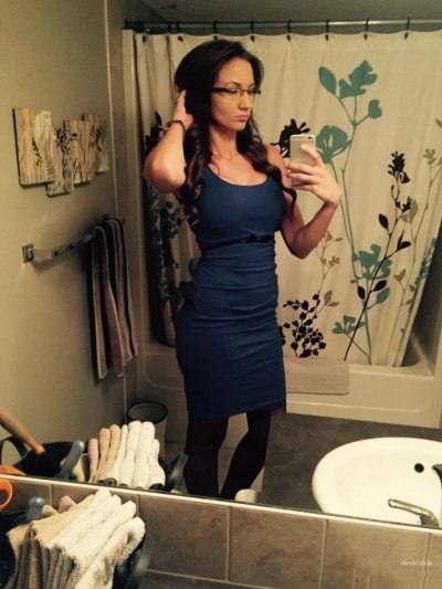 Фотомодель для себя: эротические снимки на камеру.