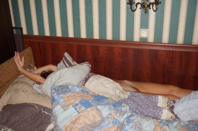 Развратная дамочка утром — огненные любительские снимки