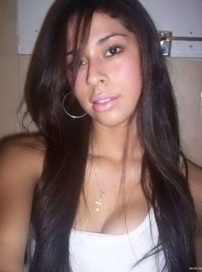 Сексуальные снимки горячей девушки: бесплатно и без цензуры!