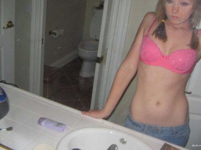 Пальчики в нежном месте: наслаждение для истинных ценителей!