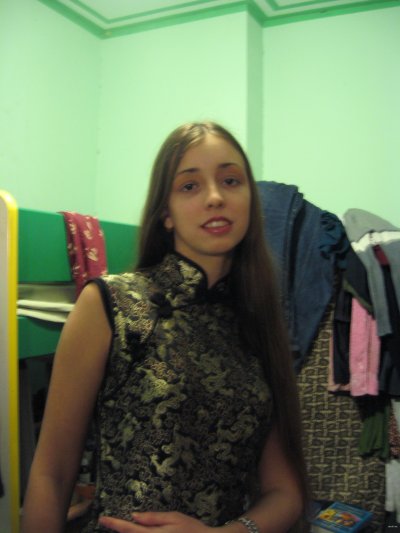 Обнаженная красотка показывает свои прелести - эротический контент для взрослых