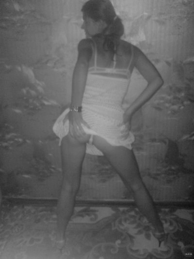 Жаркие фото сексапильной шалуньи: угоди своим глазам!