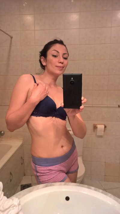 Жаждущая внимания мамочка ищет развлечений - загляни!